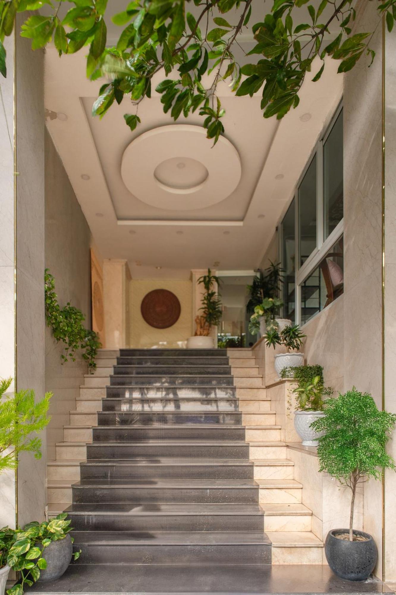 Nang Vang Hotel Nha Trang Exterior foto